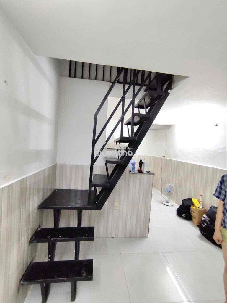 Nhà 1 lầu 2pn gần cầu ô. kiêm đ48 sông đà