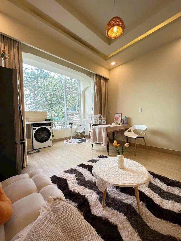 Studio full nội thất - cửa sổ thoáng - dương quảng hàm - gần vlu, iuh