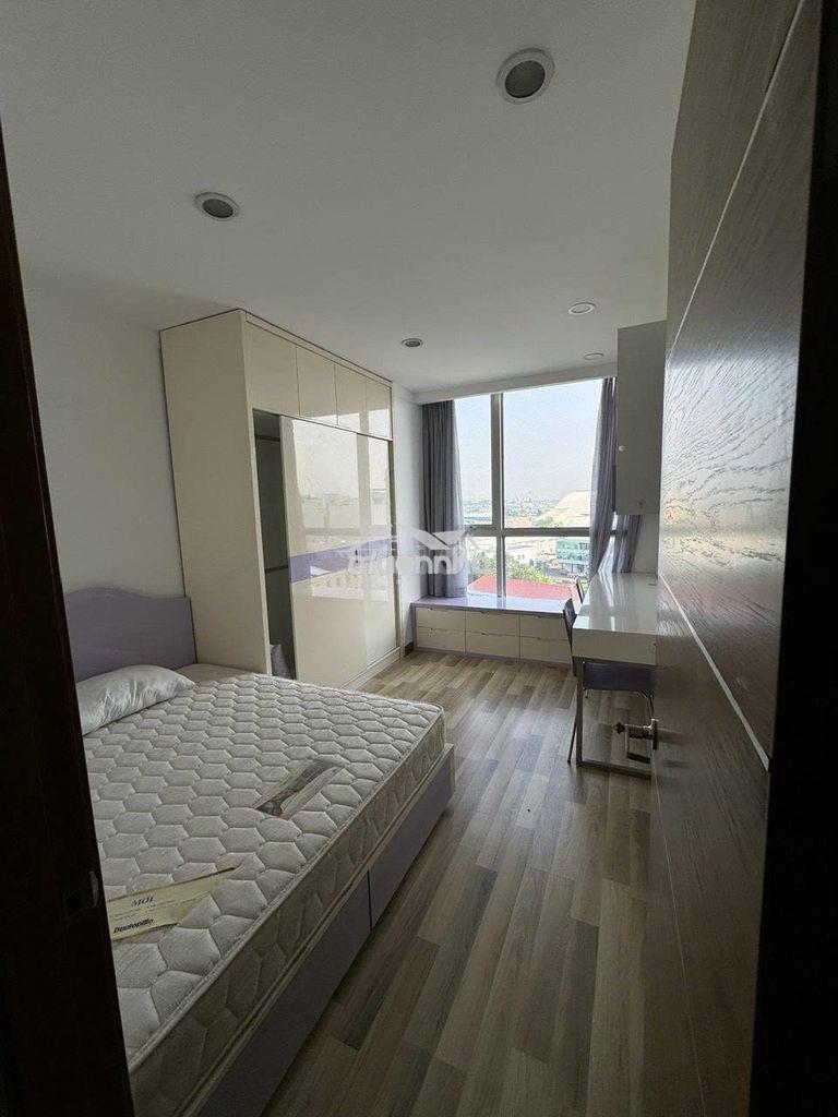 Cho thuê 3 phòng ngủ phú nhuận 125m2 giá 21tr/th. ful nội thất giá tốt