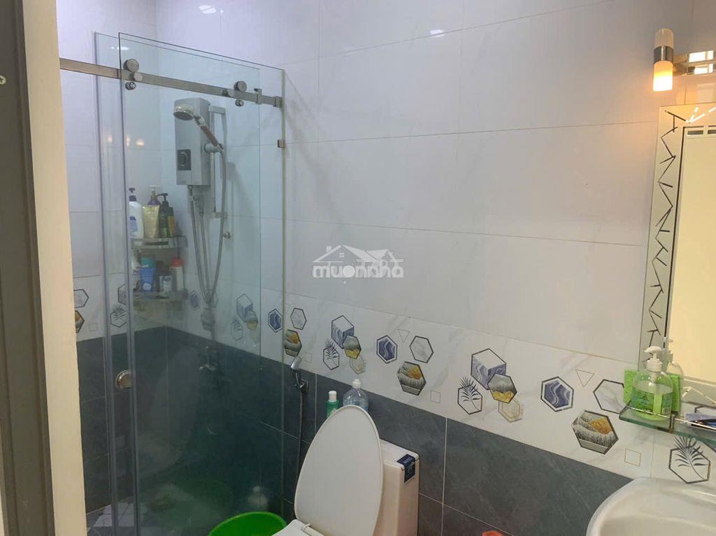 Nhà đang sử dụng còn khá mới quý anh chị về có thể ở ngay  - Ảnh 4