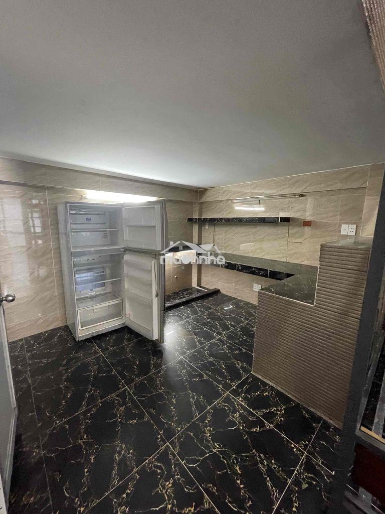 Cho thuê nhà cấp 4 hẻm xe hơi làng tăng phú gần lê văn việt - 3
