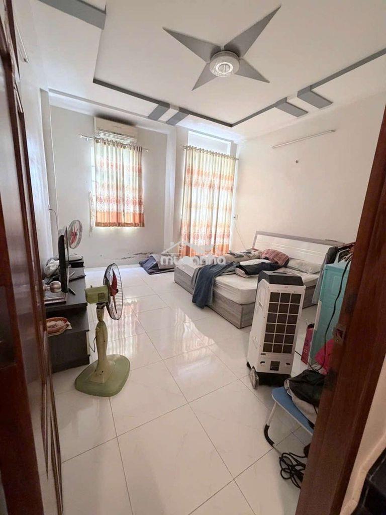 Bán nhà 4 tầng - 4pn - 60m2 đường phú định p16 q8 - Ảnh 2