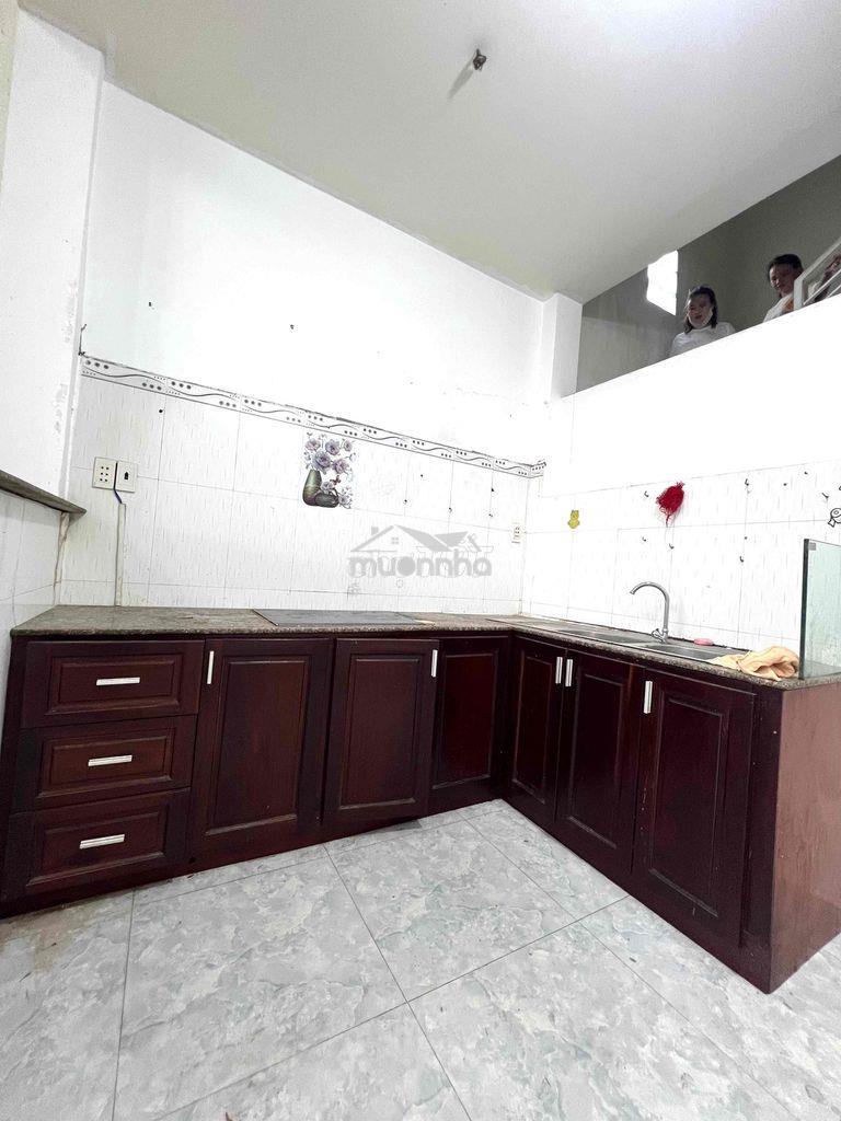 Cho thuê nhà dt 100m2 1trệt 1lửng 3pn 2wc sân xe máy hẻm ôtô ngã tư ga - 3
