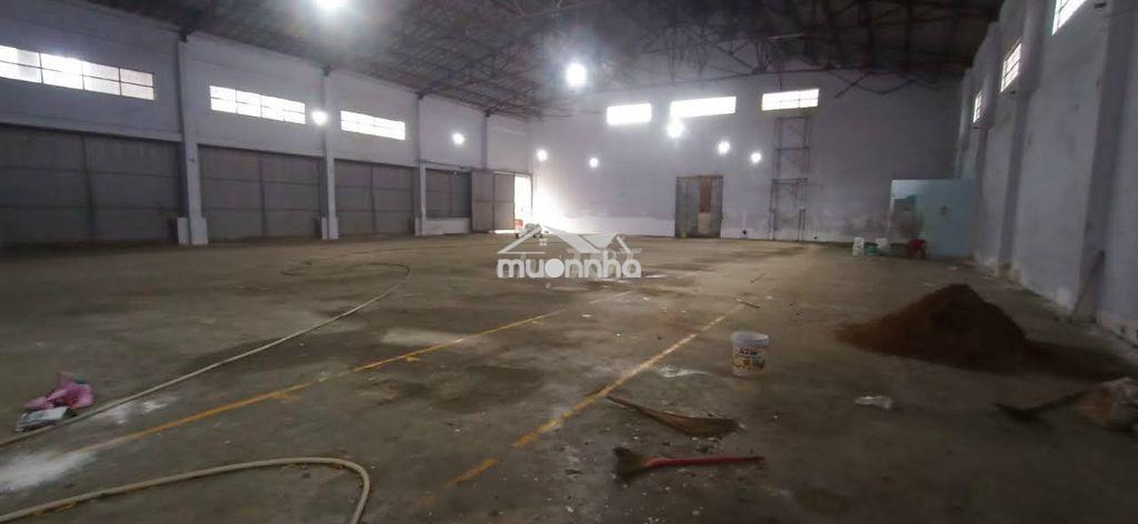 Cho thuê kho 1200m2 đường lũy bán bích- có pccc, tải lớn vào ok - Ảnh 2