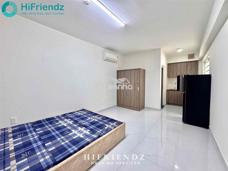 Trống sẳn studio full nội thất cs trời ngay cầu chánh hưng sát parcmal