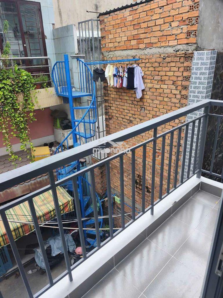 Cho thuê nhà nguyên căn hẻm bùi văn ba  - 2