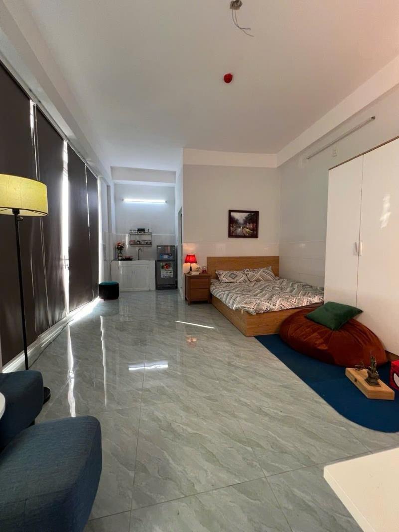 Cho thuê phòng ban công - rộng 30m2 - ngay đường dương quảng hàm - Ảnh 3