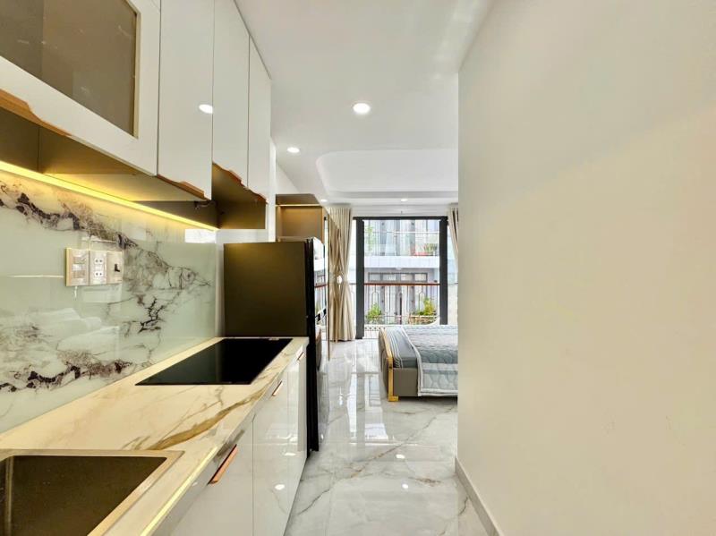 Căn hộ chung cư mới ban công, cửa sổ lớn, có máy giặt riêng, thang máy, gần sân bay, công viên gia định, emart, gần đh văn lang, công, nghiệp, tài chính mkt 