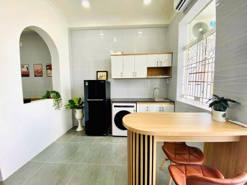 Căn hộ 1 phòng ngủ phú nhuận - full nội thất, cửa sổ lớn, ban công, máy giặt riêng, gần phan xích long, bình thạnh, q1, q3 - Ảnh 3