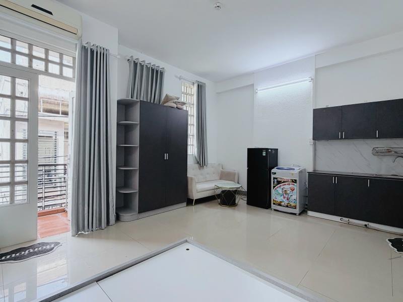 Cho thuê căn hộ có ban công rộng và cửa sổ lớn full nội thất đường trần huy liệu quận phú nhuận, sát q1, q3