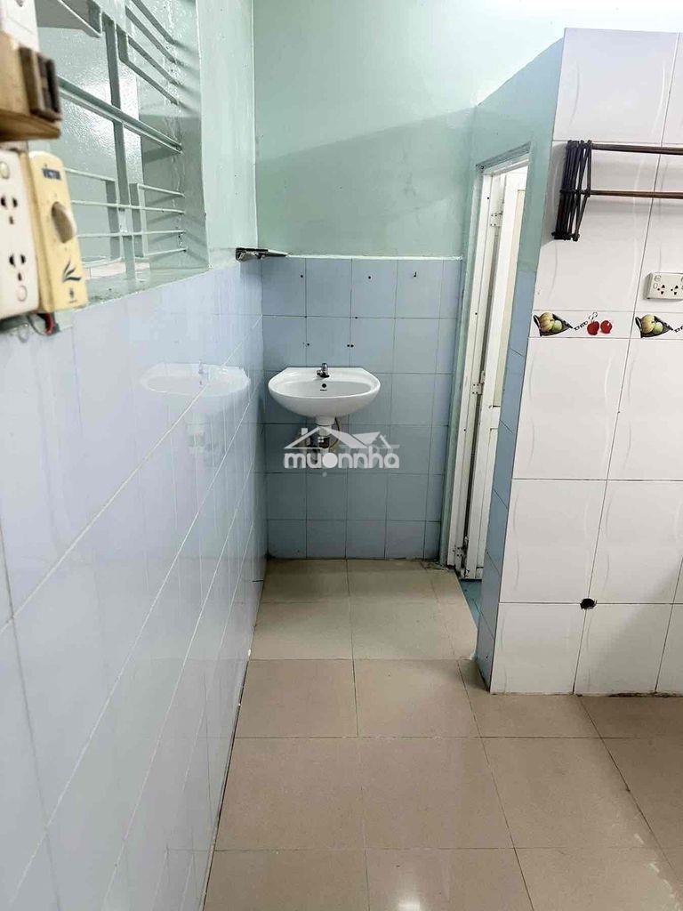 Nhà 3pn-gần mặc tiền lớn-gần chợ lớn - Ảnh 3