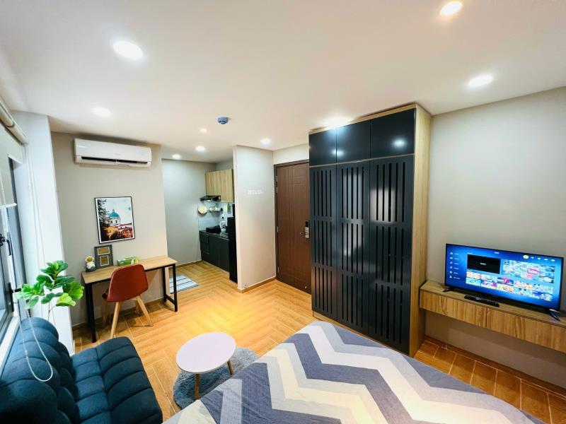 Cho thuê căn hộ có sân vườn riêng, full nội thất  phan đăng lưu, bình thạnh, giáp phú nhuận, gần quận 1