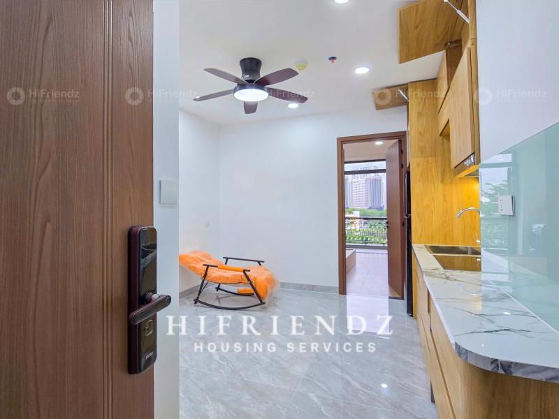 1 phòng ngủ ban công có nệm sofa máy giặt riêng full nội thất đường số 1 tân mỹ quận 7