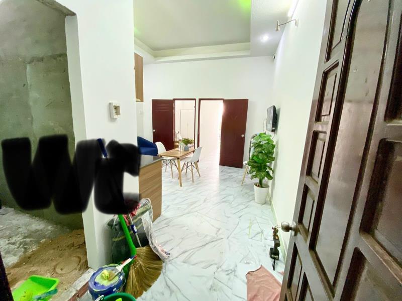 CĂN HỘ 2 PHÒNG NGỦ 70M2 BAN CÔNG 4-6 NGƯỜI Ở THOẢI MÁI GẦN HỌC VIỆN HÀNG KHÔNG TÂN BÌNH