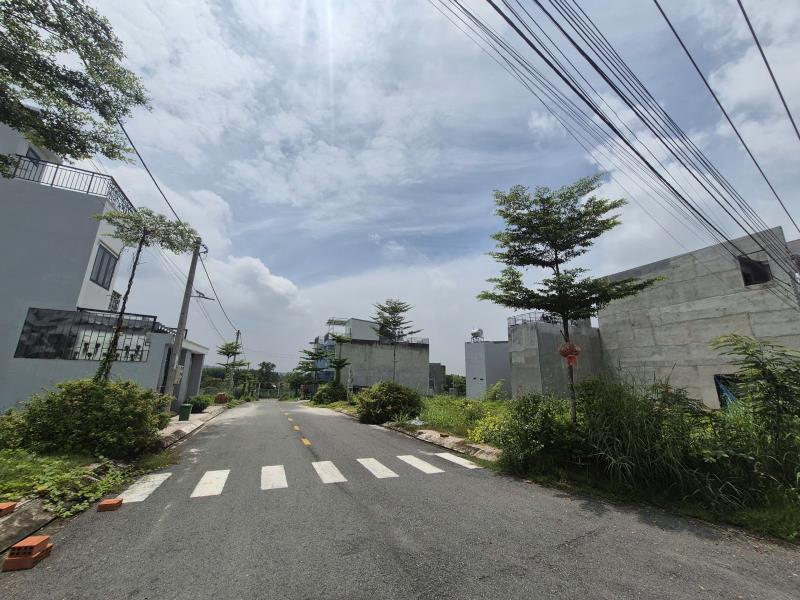 Chính chủ bán gấp lô đất full thổ cư 70 m2, mặt tiền nguyễn trung trực rộng 32m, biên hòa đồng nai