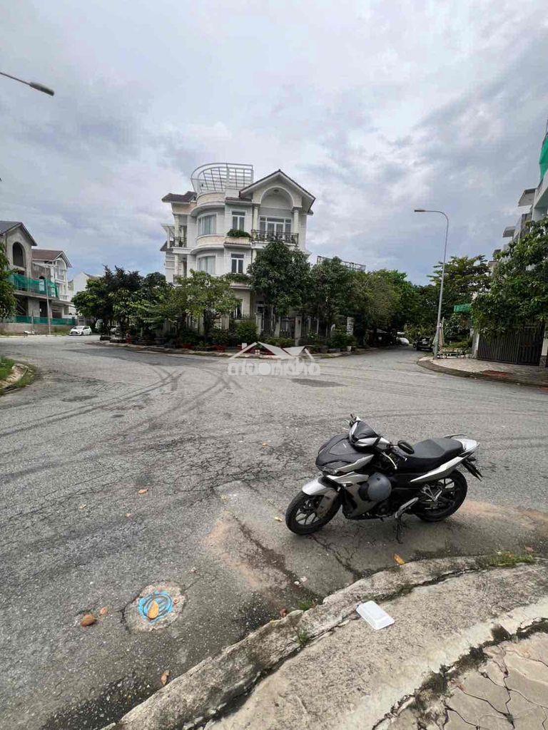 Căn hộ dịch vụ cho thuê nguyên tầng 3 xã bình hưng bình chánh phạm hùn