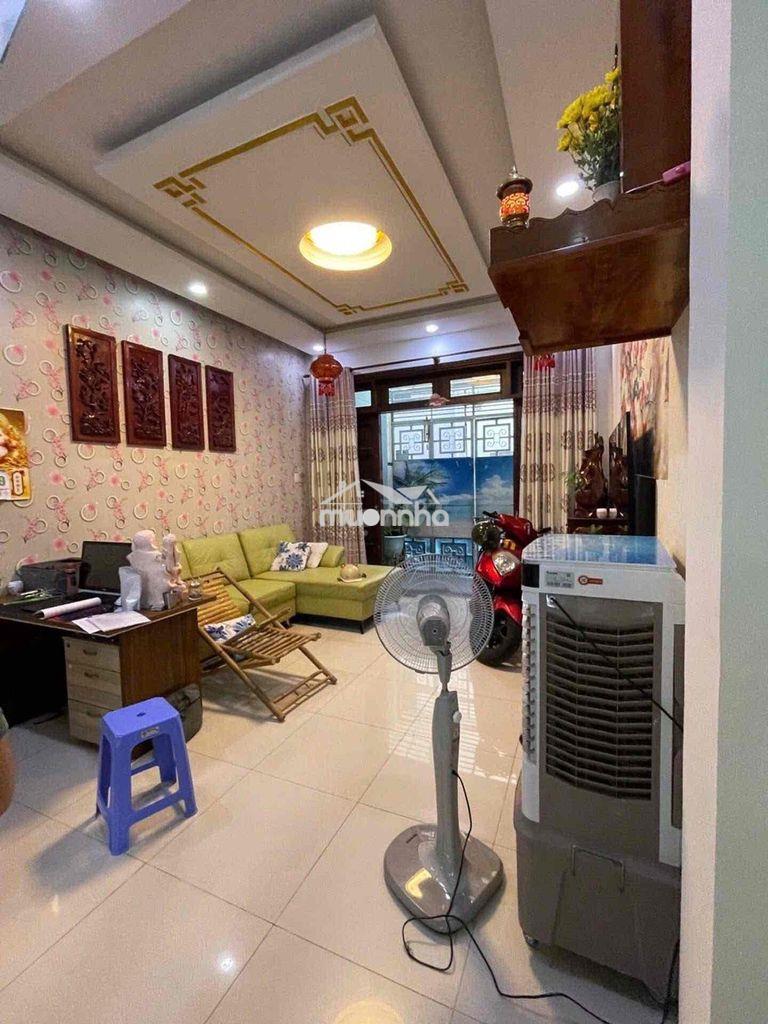 Hẻm xe hơi thông nguyễn sơn- dt 4x16-3 lầu-không lỗi-không lộ giới
