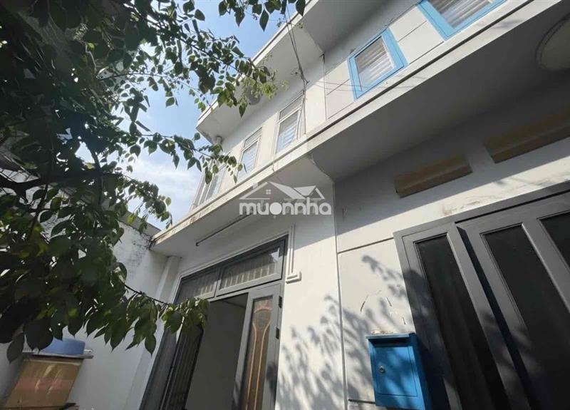 Nhà 2 tầng sát lê văn việt giá siêu tốt 3.5 tỷ