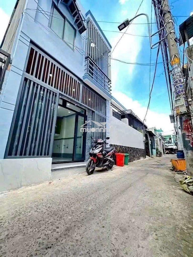 Bán nhà hóc môn đường thông kinh doanh mua bán nhà đẹp mới xây. 