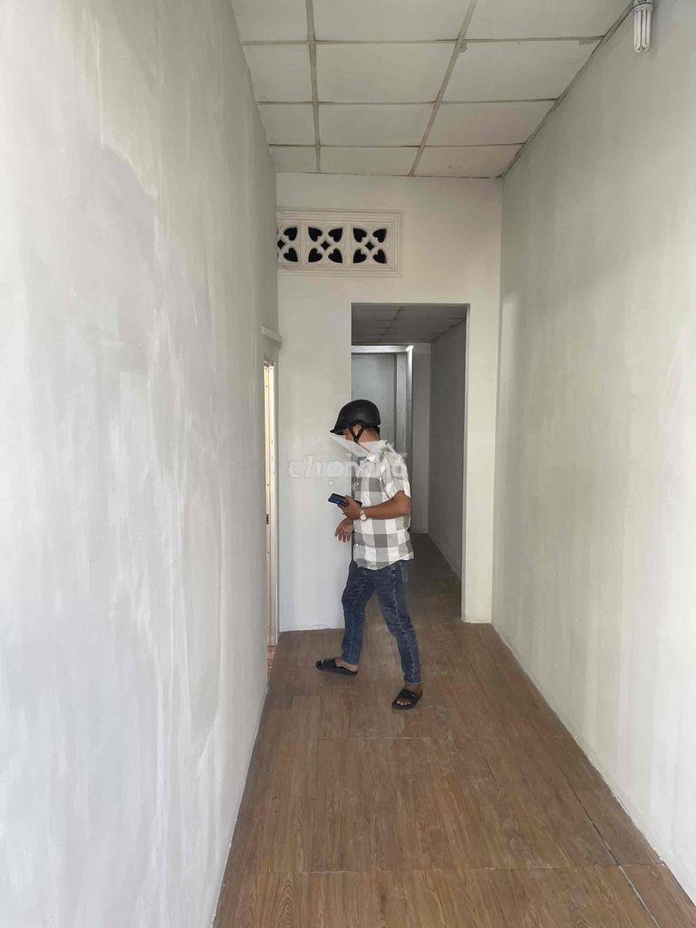 Cho thuê nhà 4.5x17m, 1 lầu, 3pn, hxh, sát s. hành, trường chinh, q12 - Ảnh 4