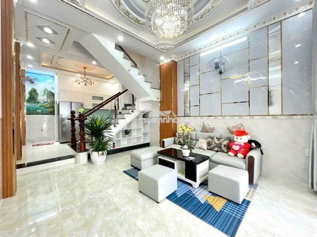Bán nhà 3 tầng, 4 phòng ngủ, ô tô 7 chổ đậu trước nhà, huỳnh tấn phát - Ảnh 2