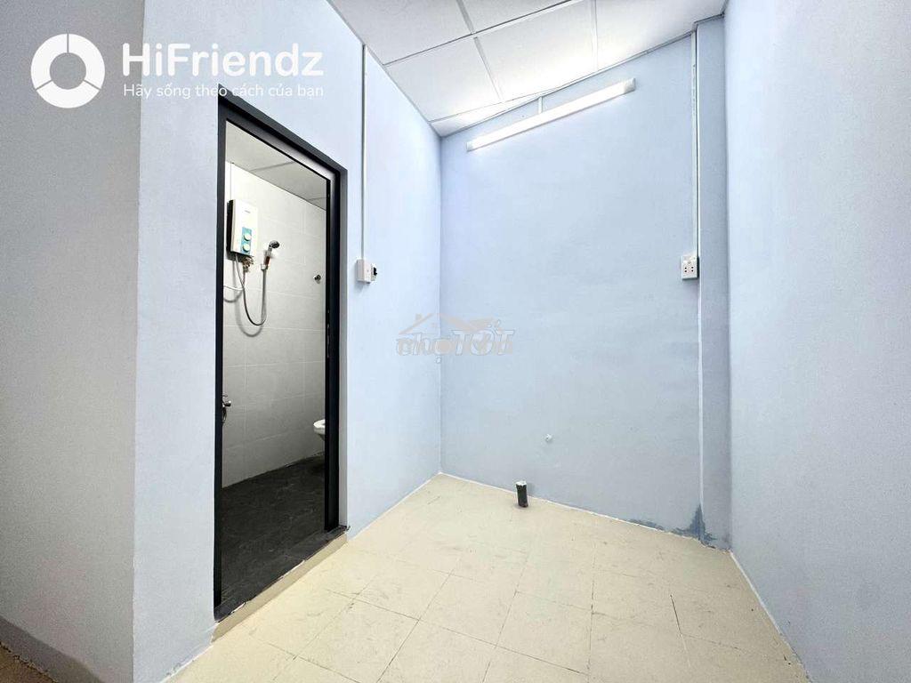 Khai trương studio ban công ngay chợ hòa hưng - siêu thị go - Ảnh 4