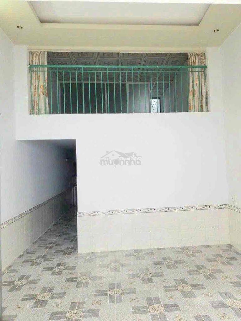 Cho thuê nhà tx 18 q12 giá 5tr /th  gần ngã tư ga - Ảnh 4