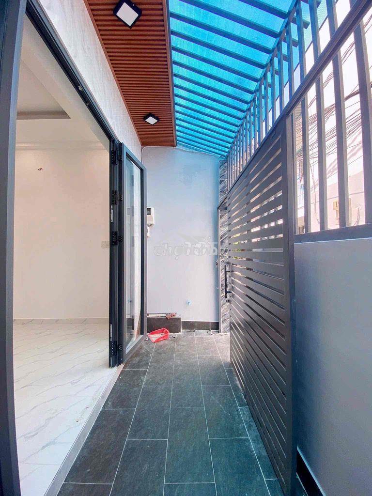 Cho thuê nguyên căn 1 trệt, 1 lầu, 2wc, ngay trung tâm quận 7, gần q4 - Ảnh 4