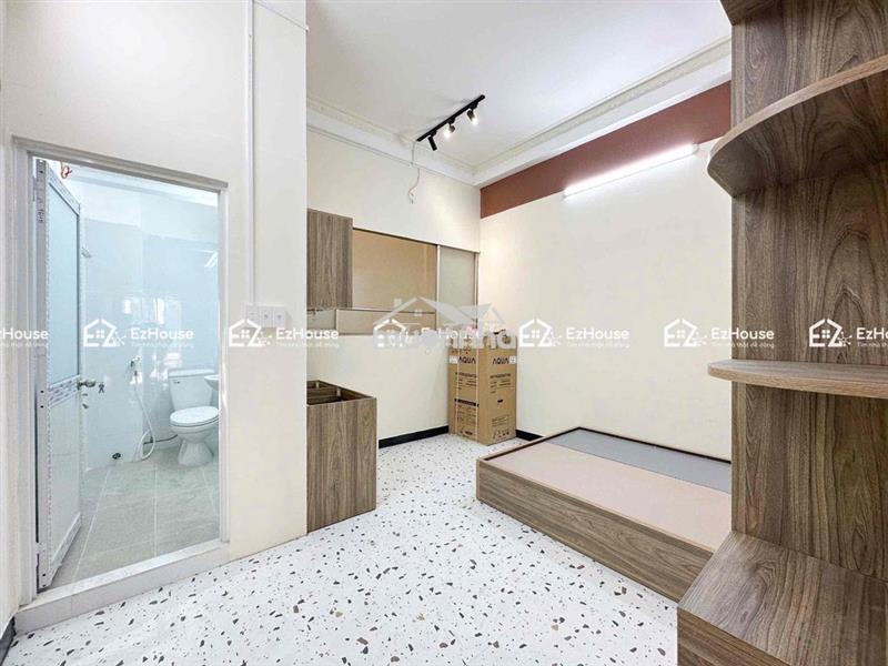 Cho thuê phòng cửa sổ mới full nội thất - ngay vườn lài, luỹ bán bích