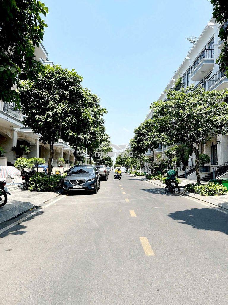 Cho thuê văn phòng khu đô thị vạn phúc city 55m2 full nội thất 11tr - Ảnh 2