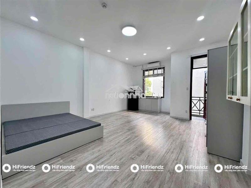 Studio ban công cửa sổ 35m2 ngay toà nhà viettel