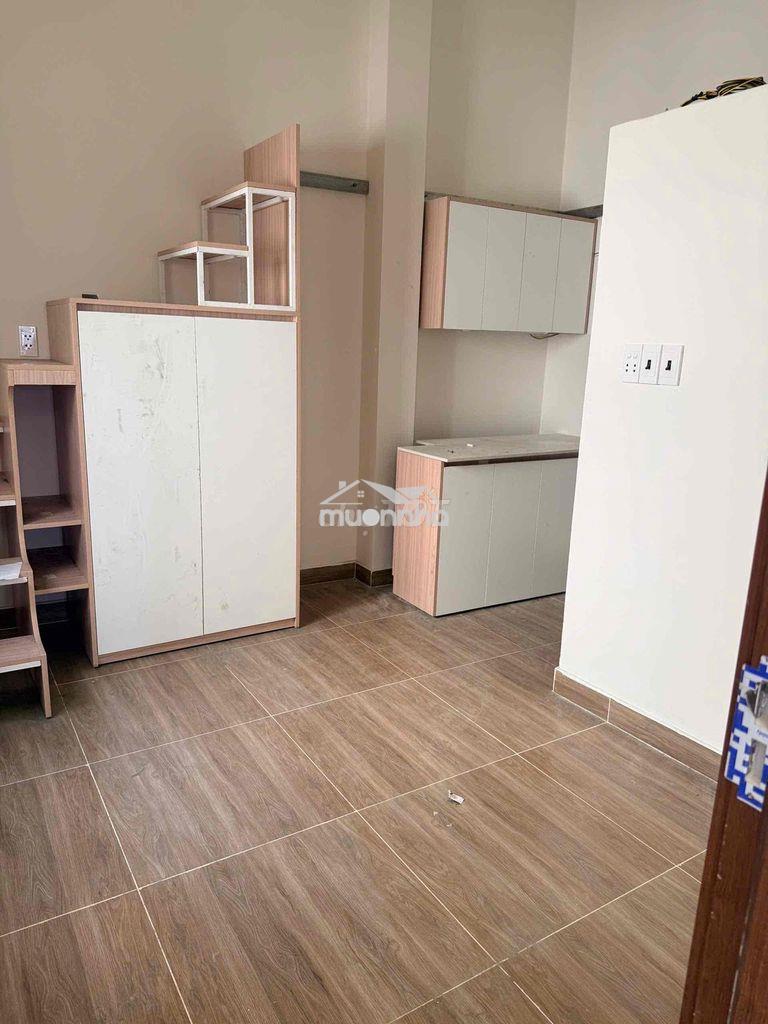 Nhà mới đang hoàn thiện ở hàng tre giáp lê văn việt q9 gần vihome q9 - Ảnh 3