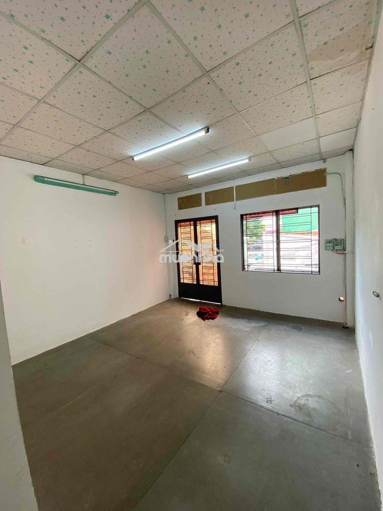Cho thuê nhà nguyên căn 1/ hoà bình q.tp ngay đầm sen bình thới - Ảnh 4