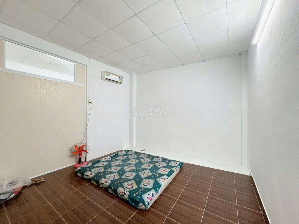 Cho thuê nhà riêng biệt có sân vườn giá rẻ - Ảnh 4