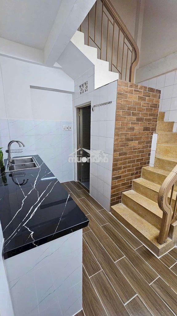 Nhà đẹp giá rẻ - vị trí trung tâm - 3pn, 3wc - 11tr - Ảnh 3