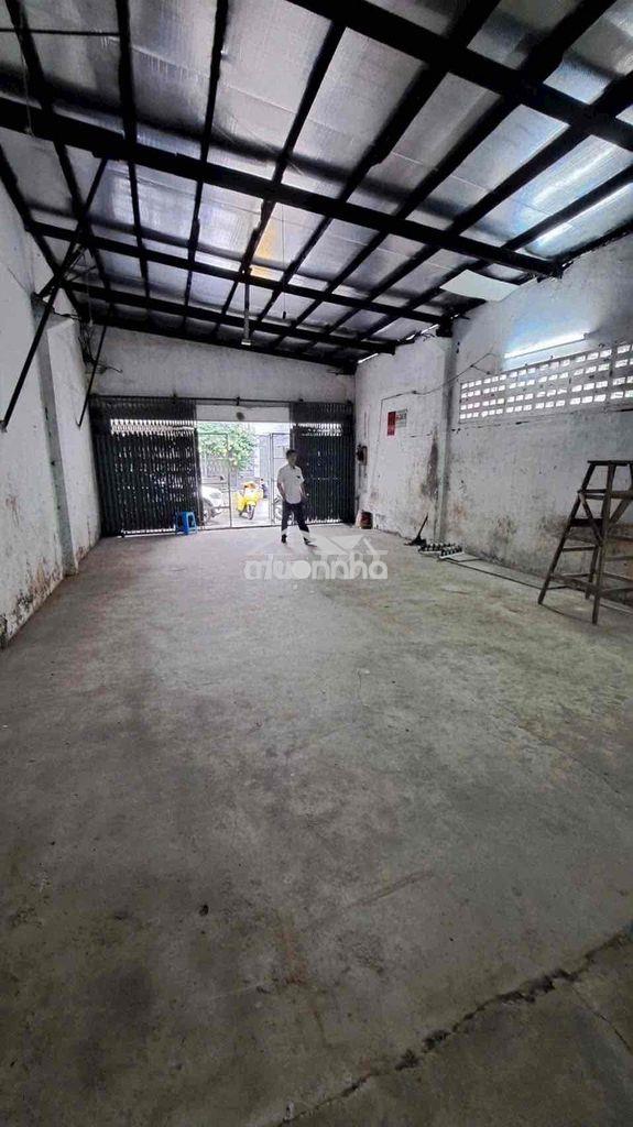 Cho thuê nhà f12 q6 nguyễn văn luông,  dt: 6×16.6m ~100m2 đường thông,