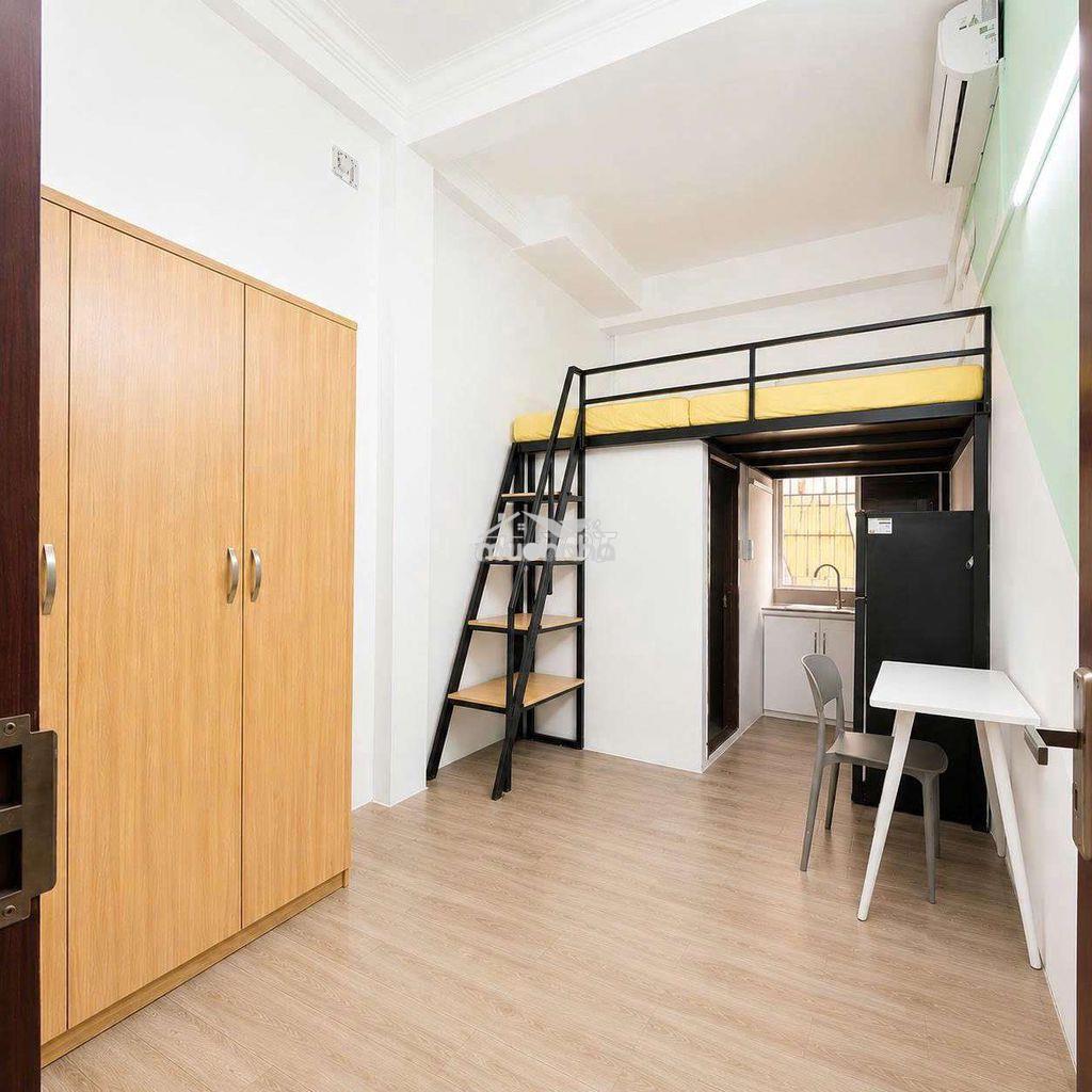 Duplex thang máy, full nội thất sát đại học kinh tế (ueh csb) - Ảnh 3