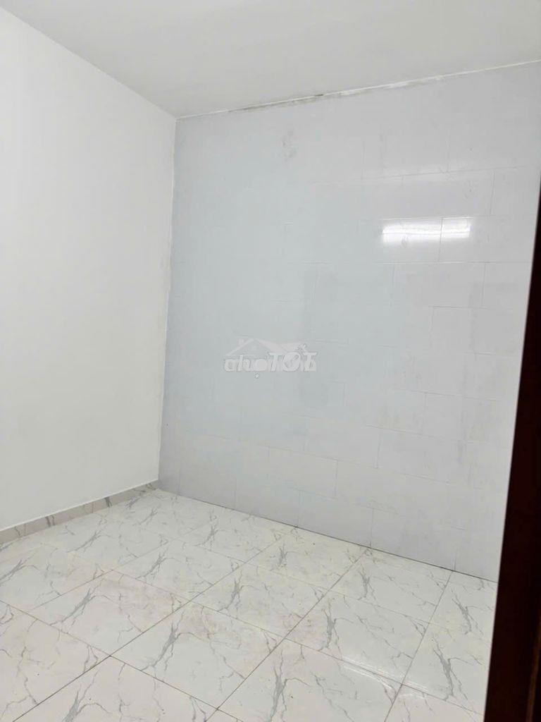 9 triệu quận 7 nguyên căn oto ngủ nhà - Ảnh 2