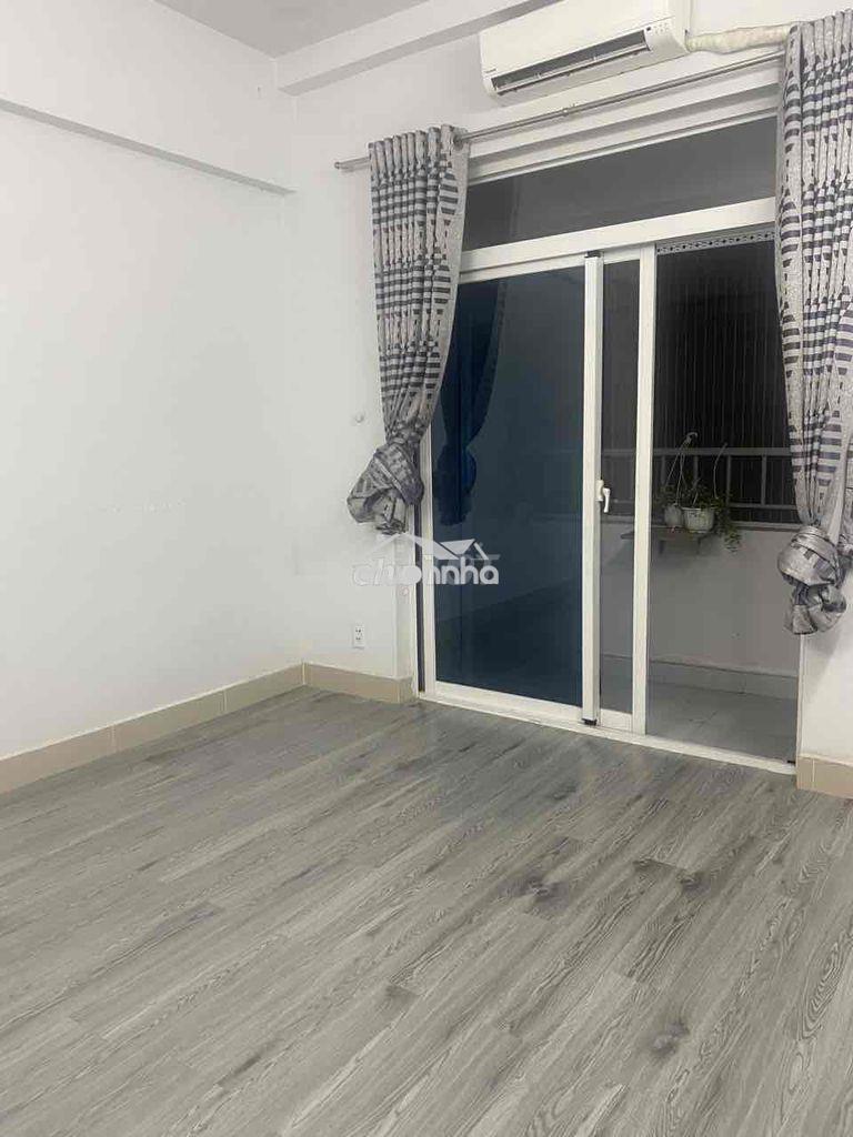Cần bán ch 1050 bình thạnh 2pn đang cho thuê 9 triệu - Ảnh 4
