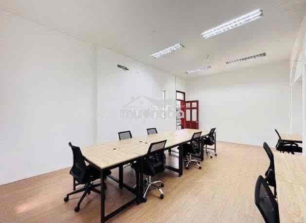 Cần cho thuê văn phòng giá rẻ 5tr/tháng 80mtại mặt tiền pham vân đồng - Ảnh 3