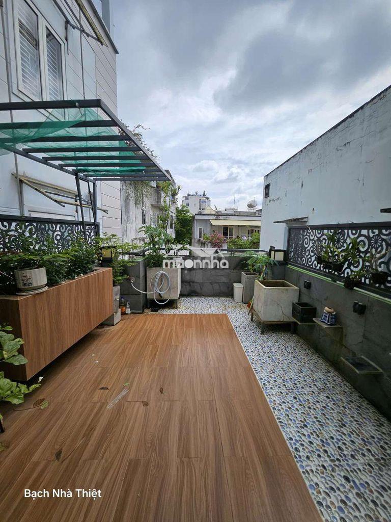 Nhà nguyên căn, cách đường lớn 30 m