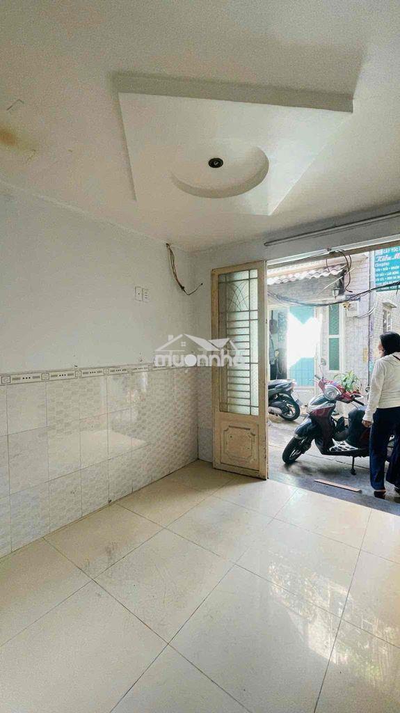 Cho thuê nhà 1 trệt 2 lầu - phan đăng lưu p5 phú nhuận - Ảnh 2