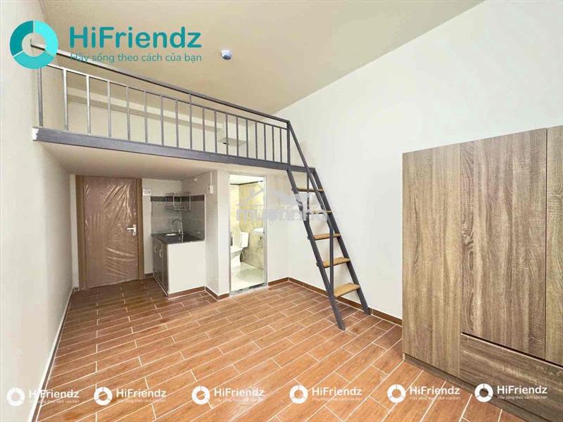 Duplex cửa sổ trời ở được 4 người gần đh nguyễn tất thành