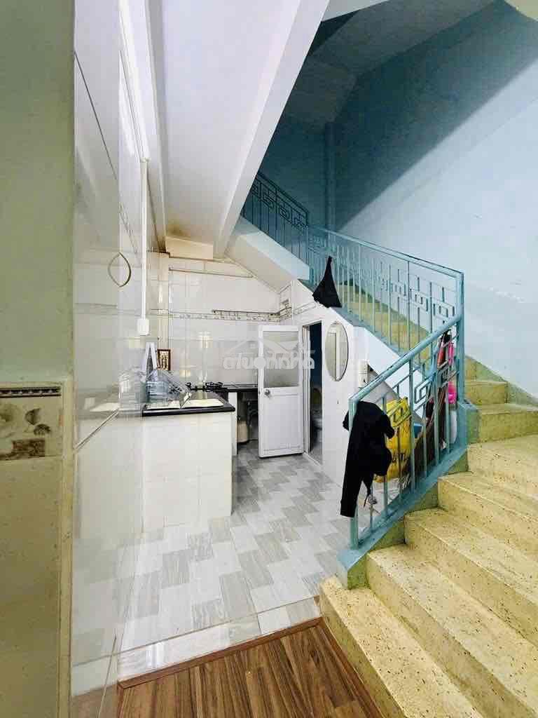 Cho thuê nhà hẻm 549 nguyễn đình chiểu quận 3 30 m² 4 tầng 3 pn - 18tr - Ảnh 3