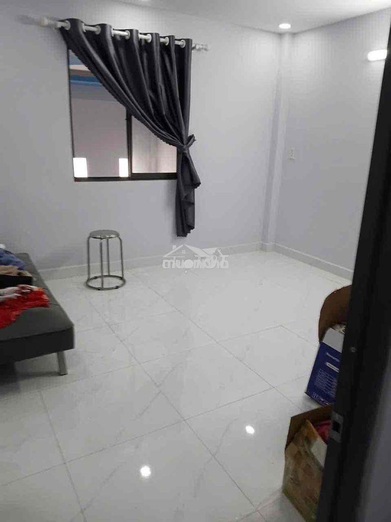 Cho thuê nhà mới tinh sạch sẽ ngay trung tâm ngã 5 hẻm xe tải góc2 mt - Ảnh 2